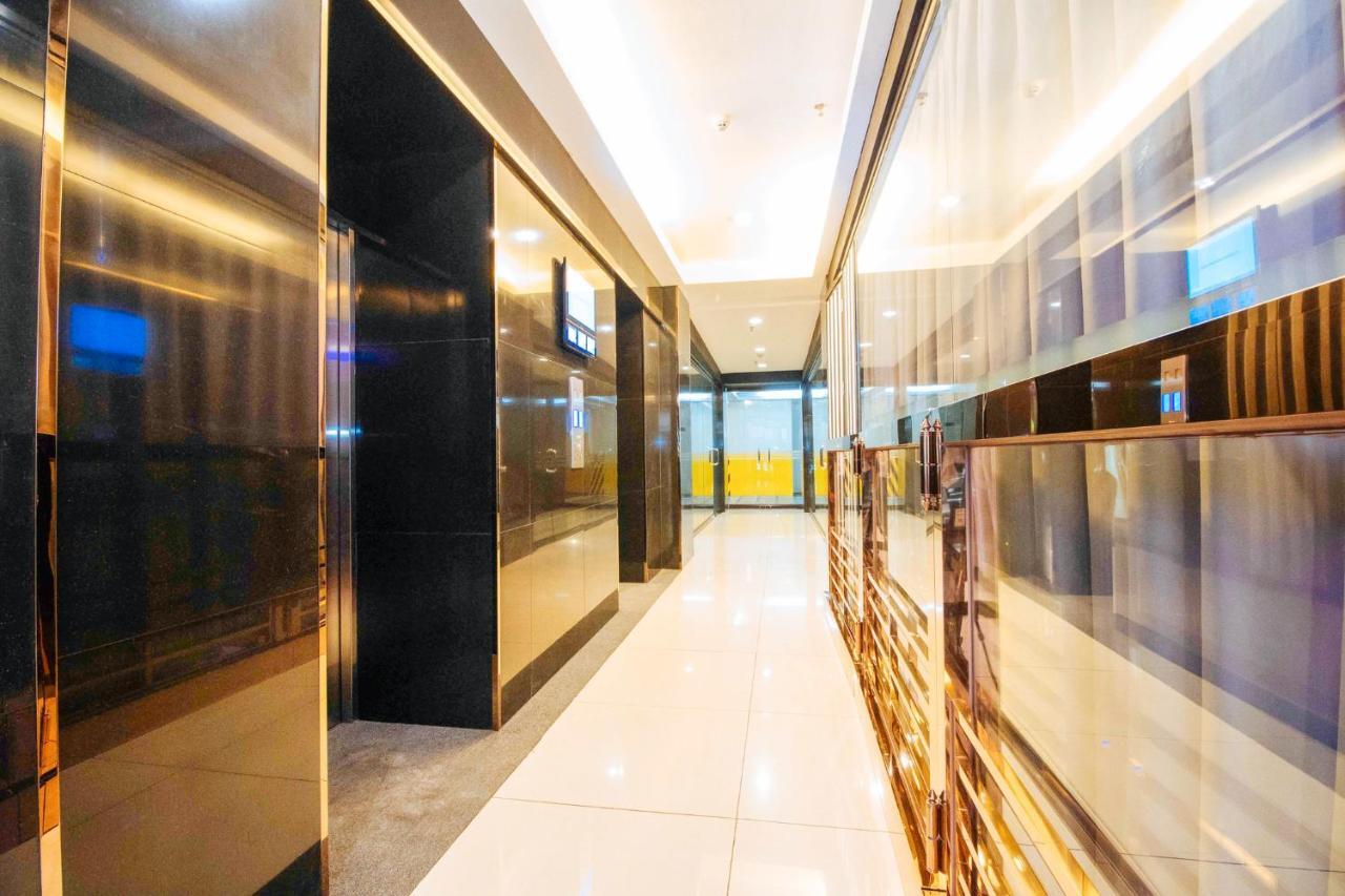 Reddoorz Premium Near Trinoma Hotel Quezon City Exterior photo